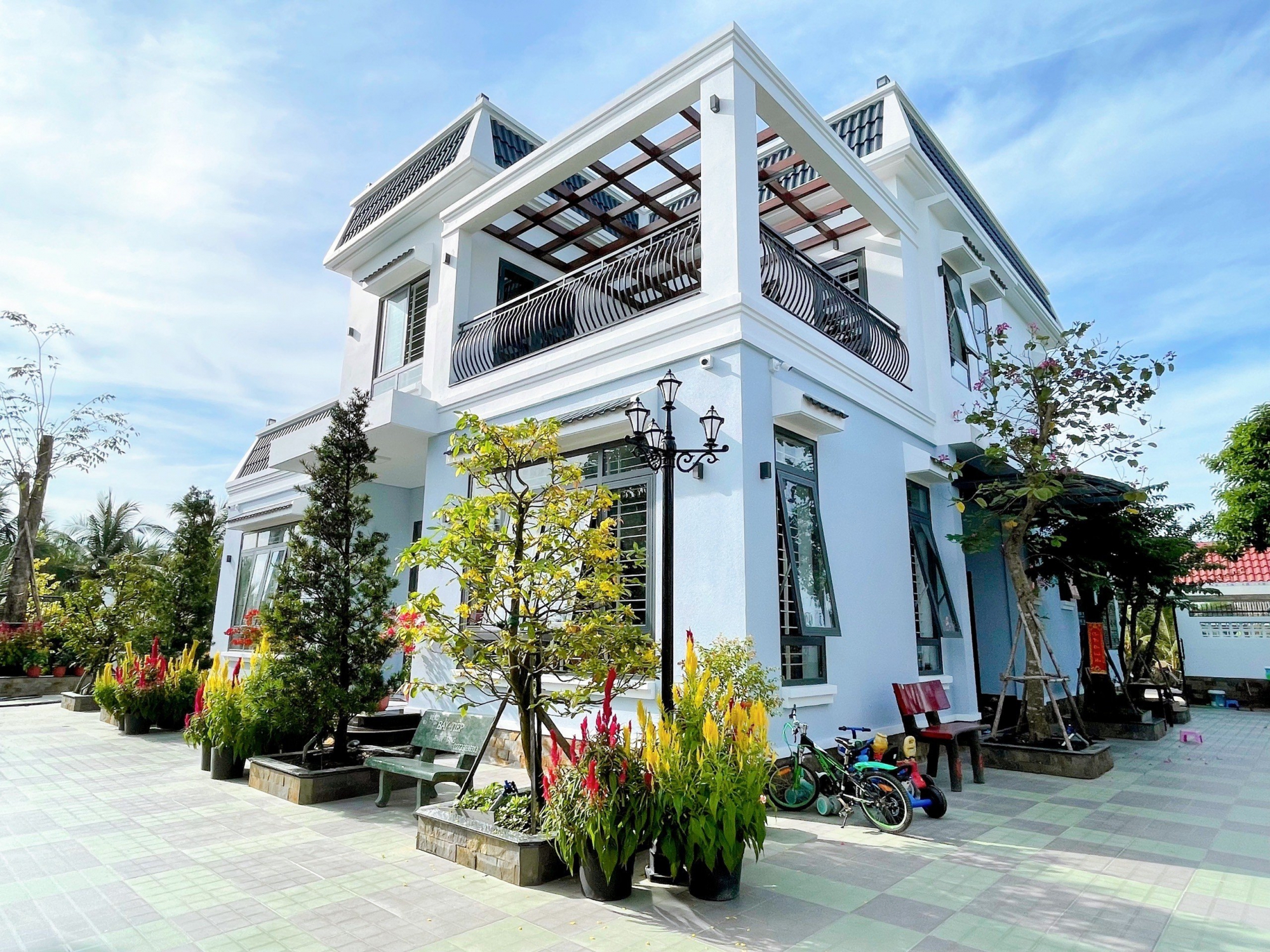 NHÀ PHỐ